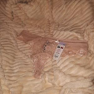NWT Smart & Sexy Thong XL / 8